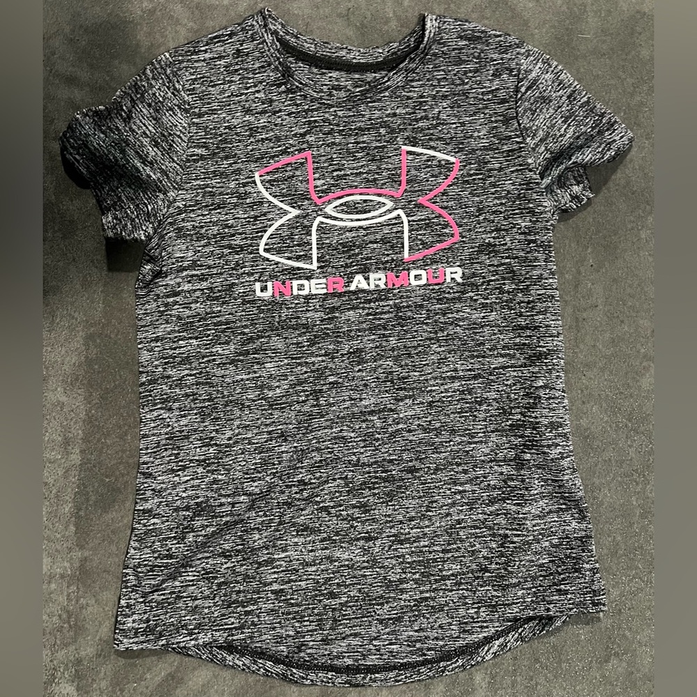 Girls Under Armour YSM tshirt